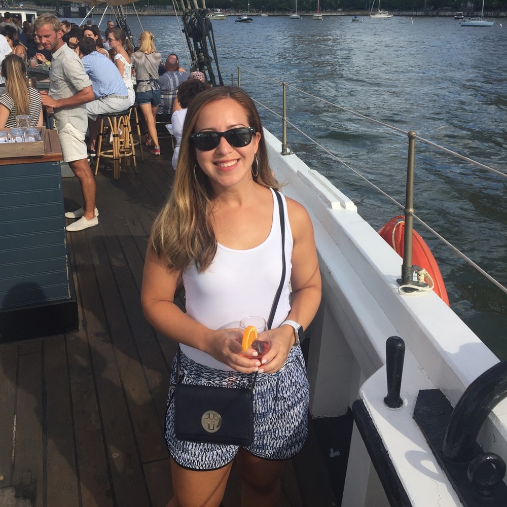 Meet your Posher, Angela